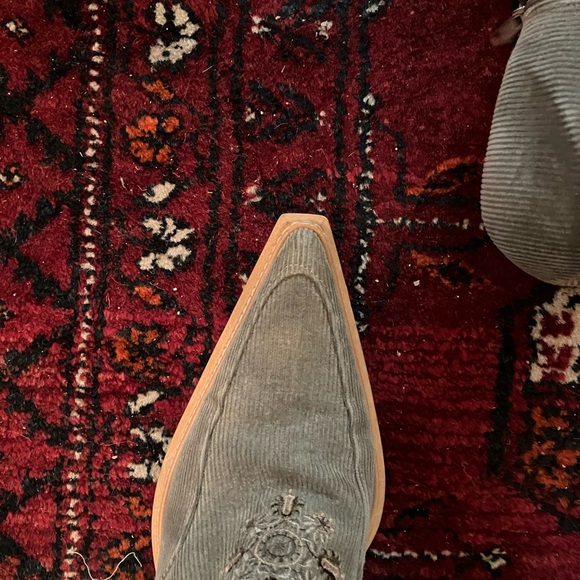 Y2K Sage Green Super Pointed Toe Corduroy Boots with Embroidery - Picture 3 of 6